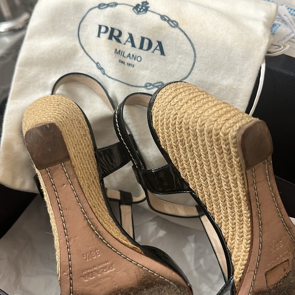 🌺Prada shoes size 38 1/2 Calzature Donna Vernice - Picture 7 of 10